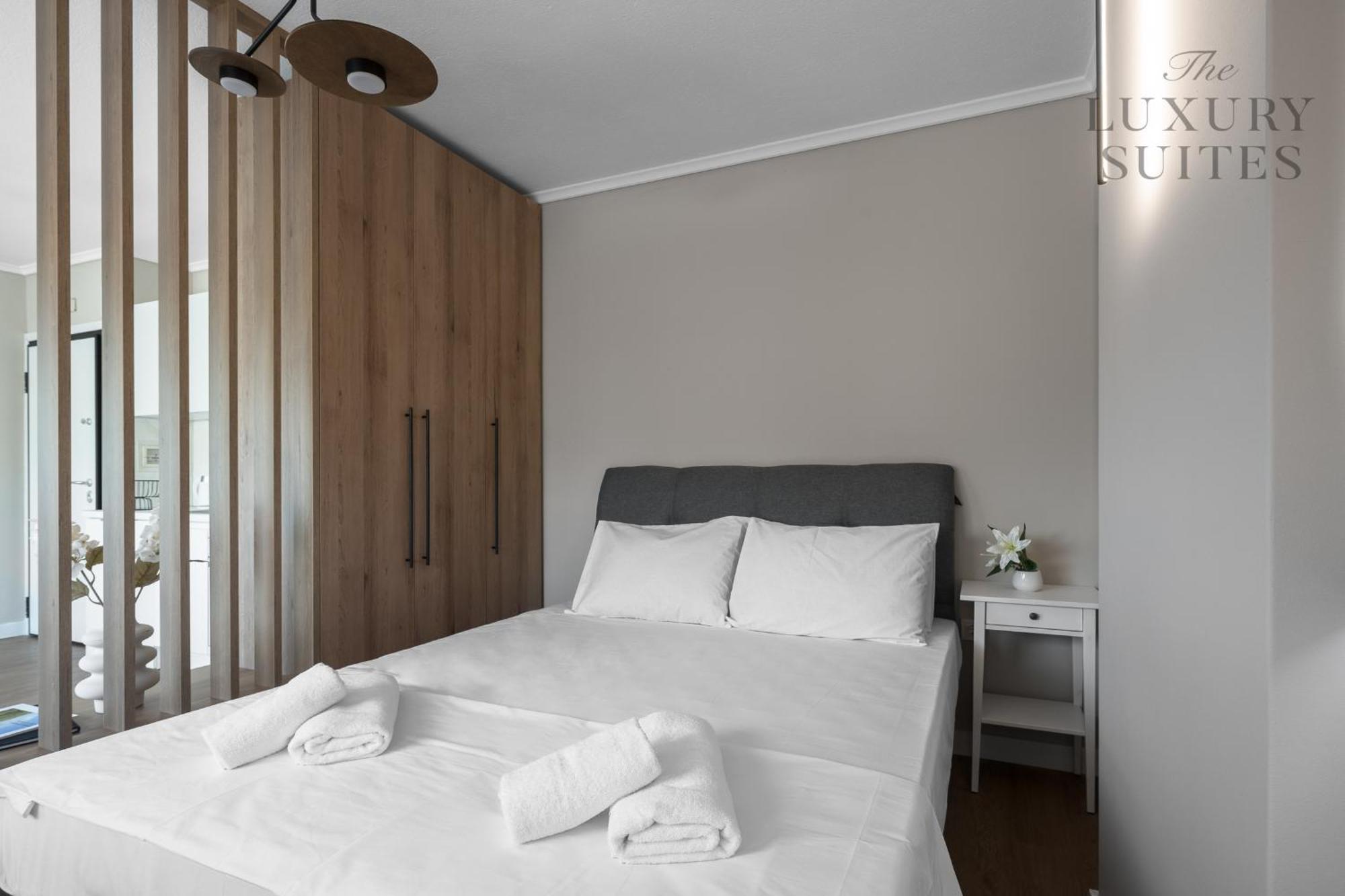 Nephele Jacuzzi Suites, The Luxury Apartment Thessaloniki